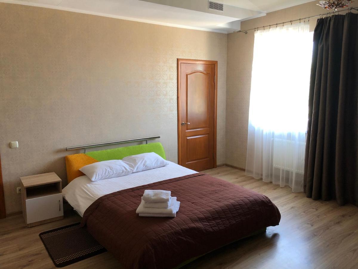 Zhuliany City Hotel Gatnoye エクステリア 写真