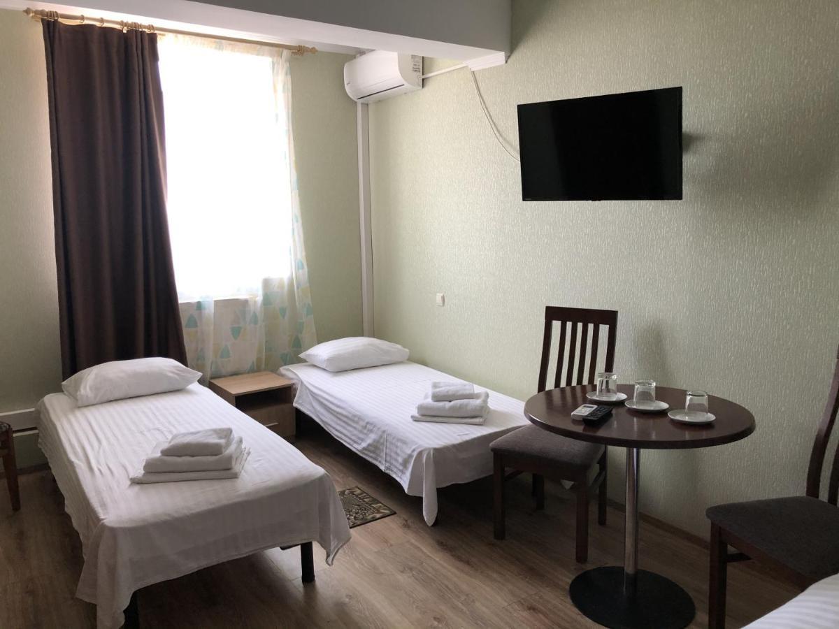 Zhuliany City Hotel Gatnoye エクステリア 写真
