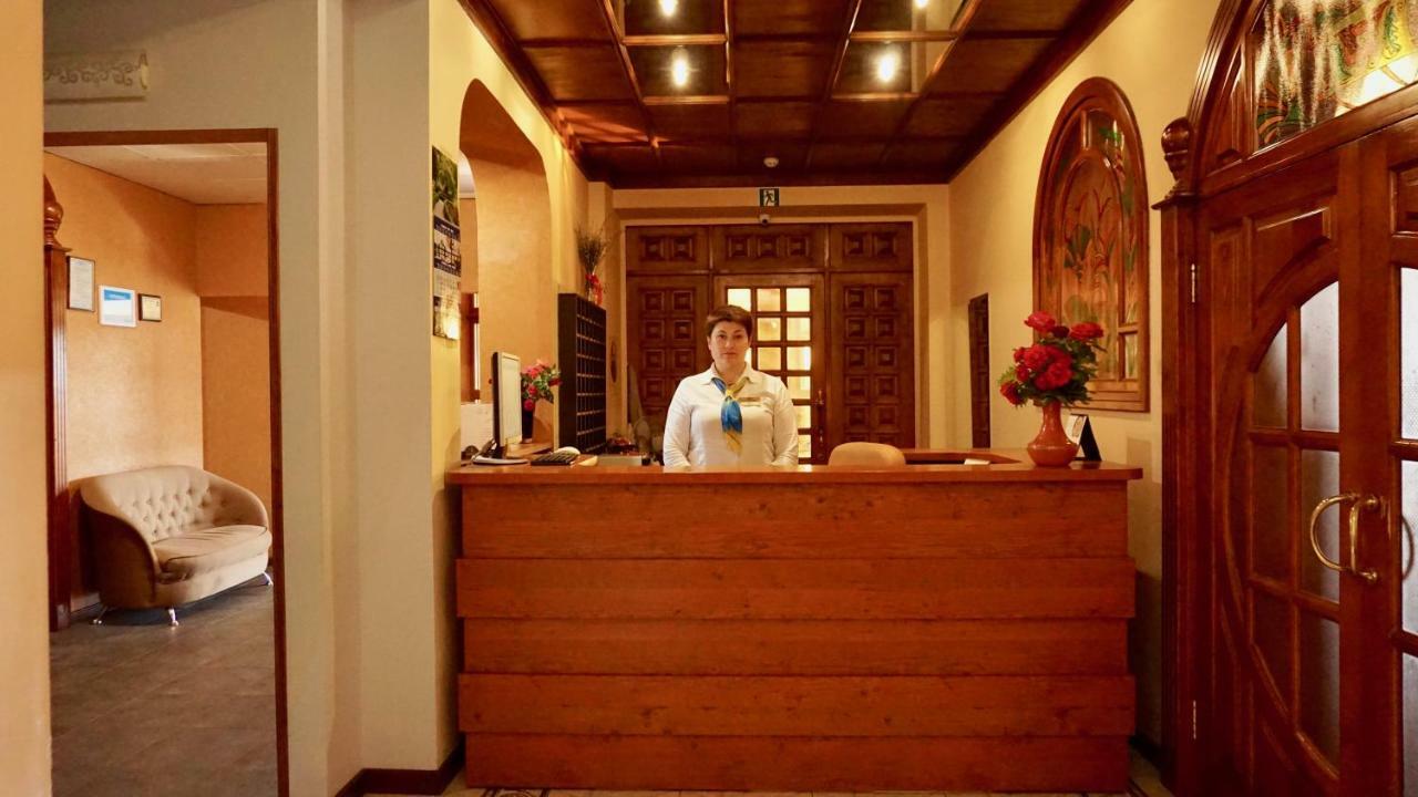 Zhuliany City Hotel Gatnoye エクステリア 写真