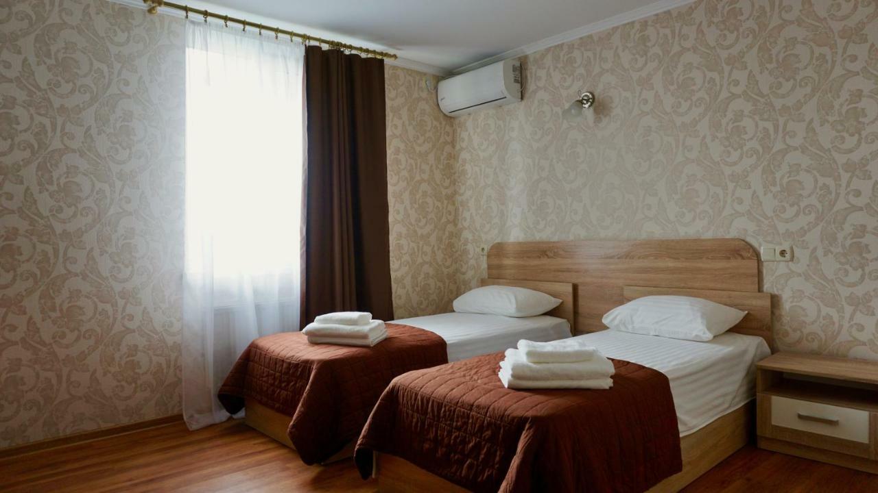 Zhuliany City Hotel Gatnoye エクステリア 写真