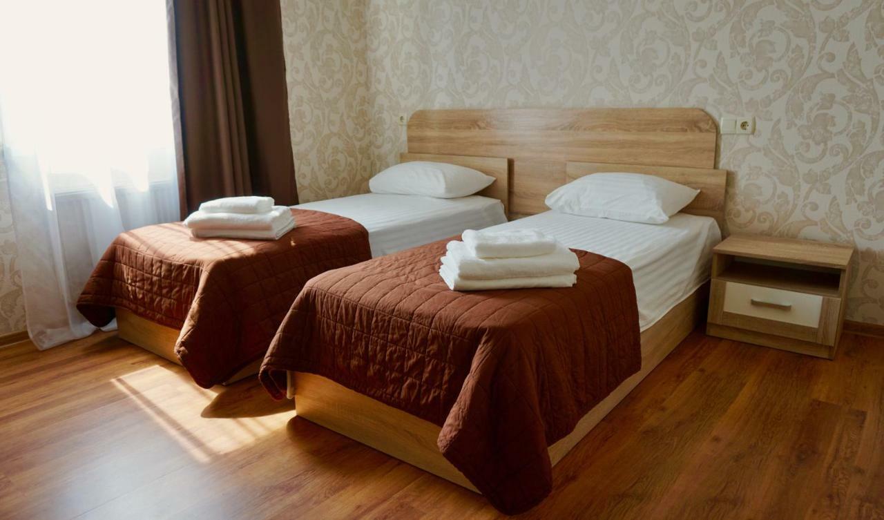 Zhuliany City Hotel Gatnoye エクステリア 写真