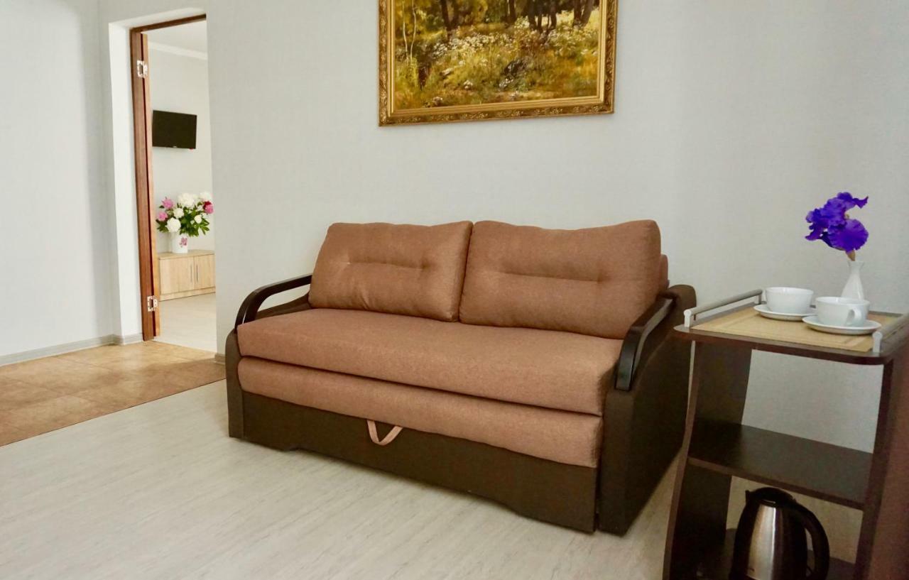 Zhuliany City Hotel Gatnoye エクステリア 写真