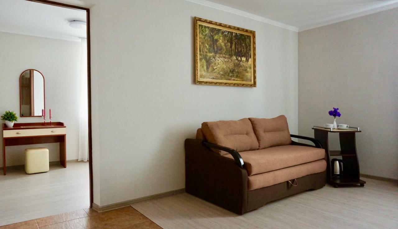 Zhuliany City Hotel Gatnoye エクステリア 写真