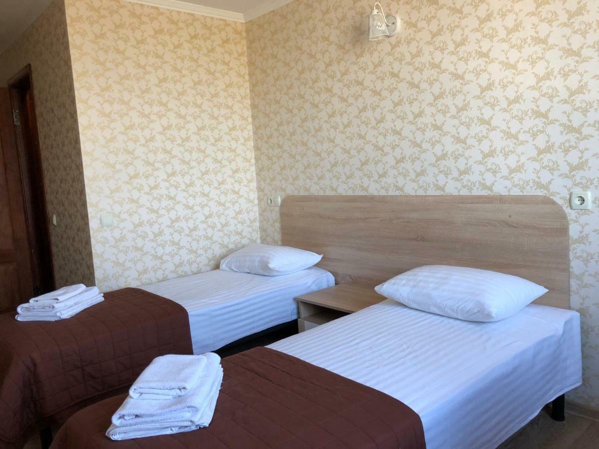 Zhuliany City Hotel Gatnoye エクステリア 写真